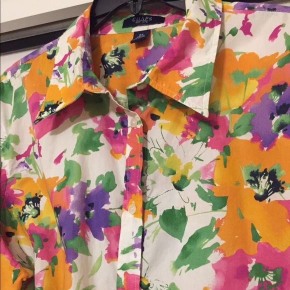 Chaps Bold Flower Print Button Down Top - Picture 2 of 6